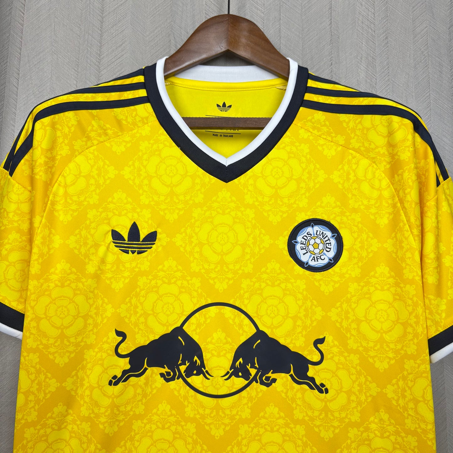 Leeds United 26/27 Away kit