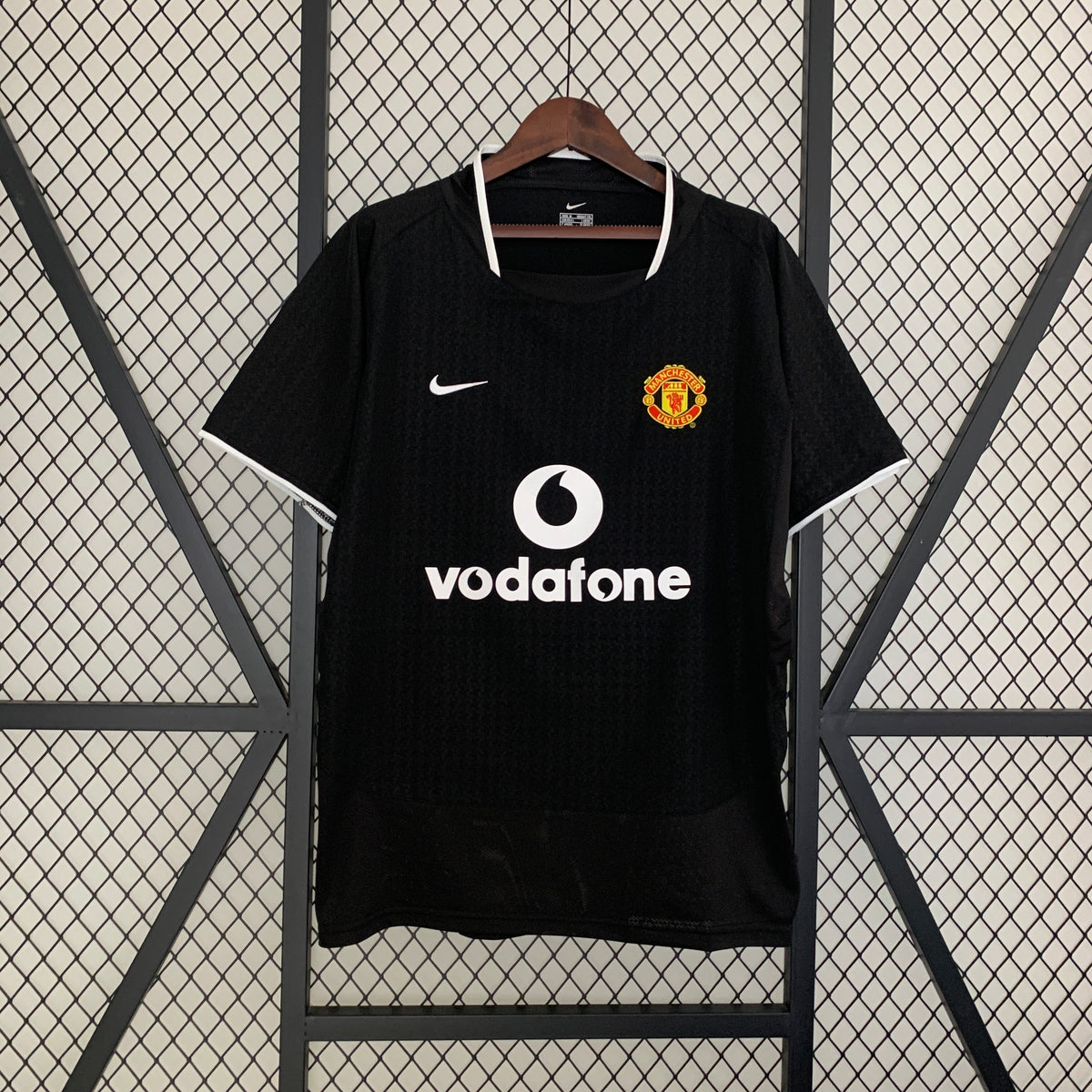Manchester United 03/04 Away kit