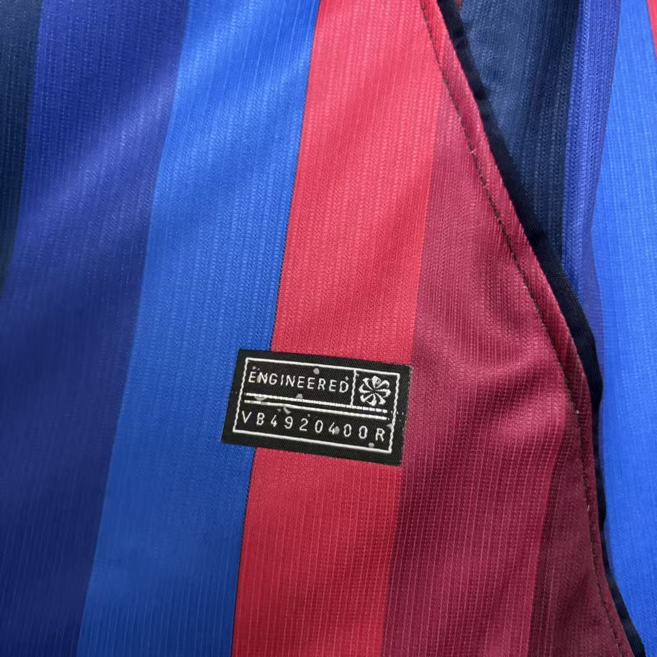 Barcelona 26/27 Home kit