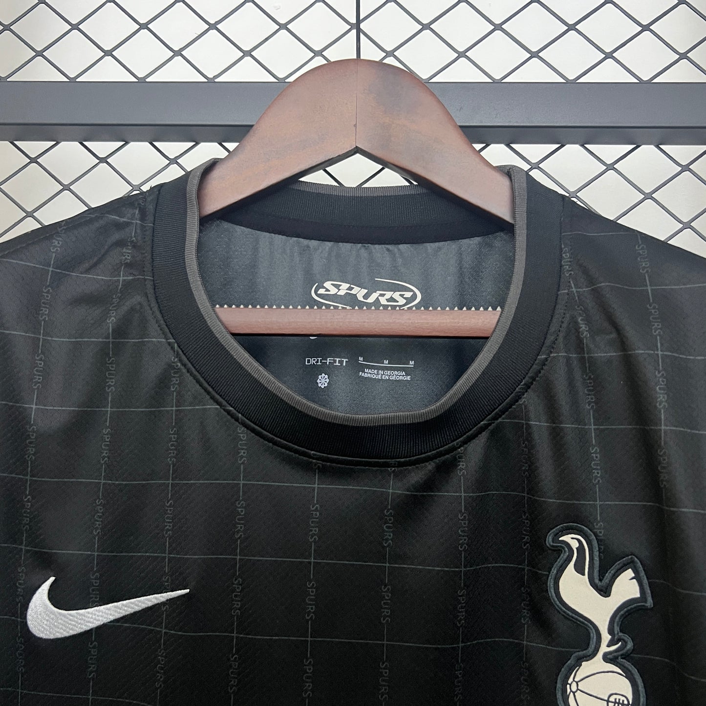 Tottenham 25/26 Away kit