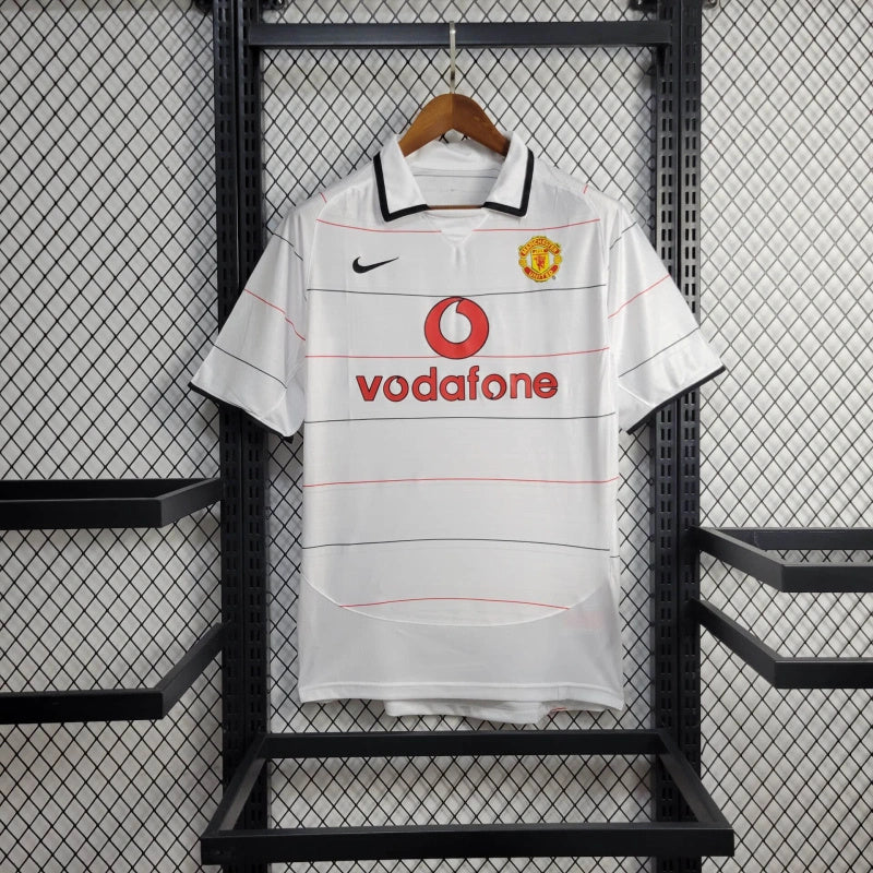 Manchester United 03/04 away kit