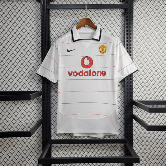 Manchester United 03/04 away kit