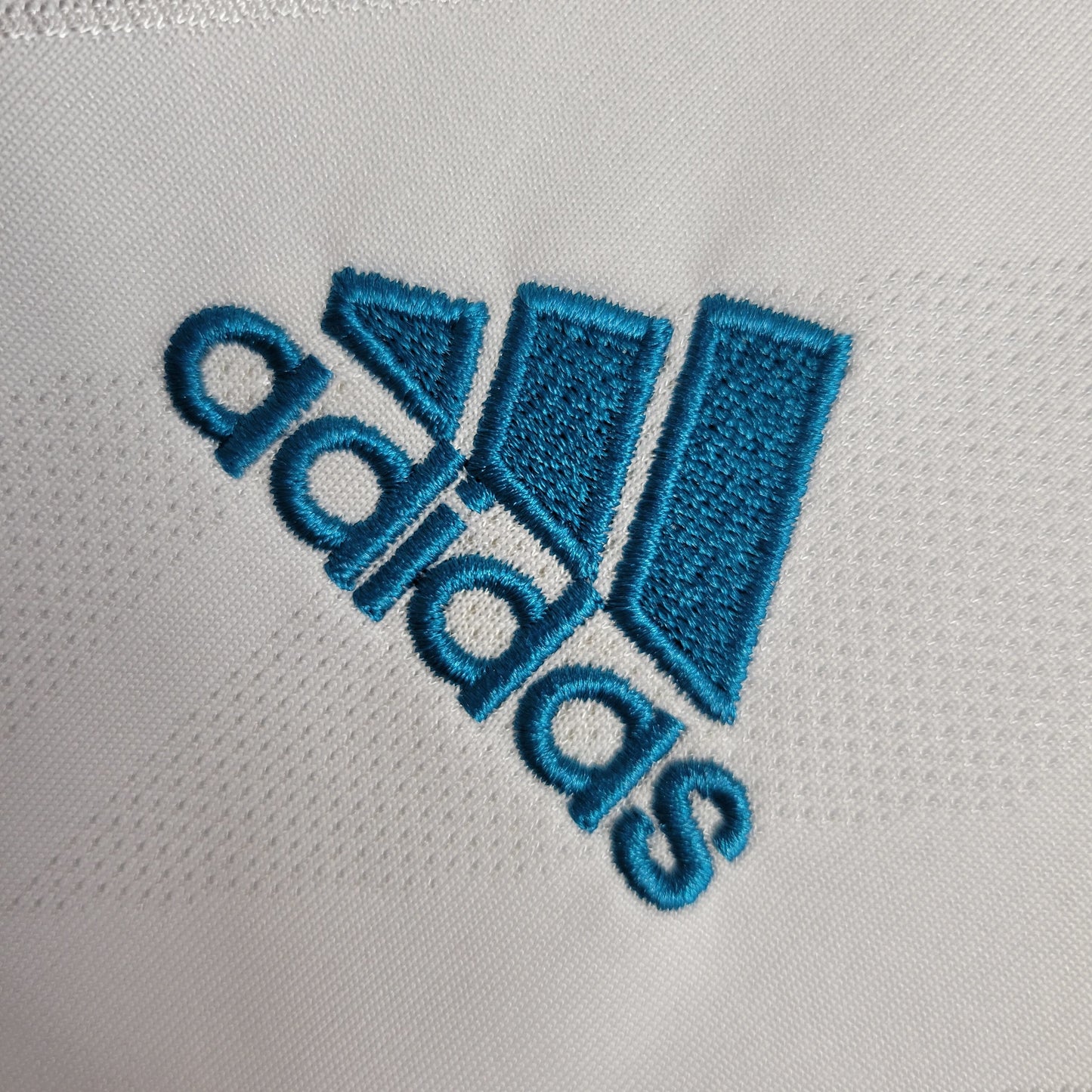 Real Madrid 17/18 Long Sleeve Kit