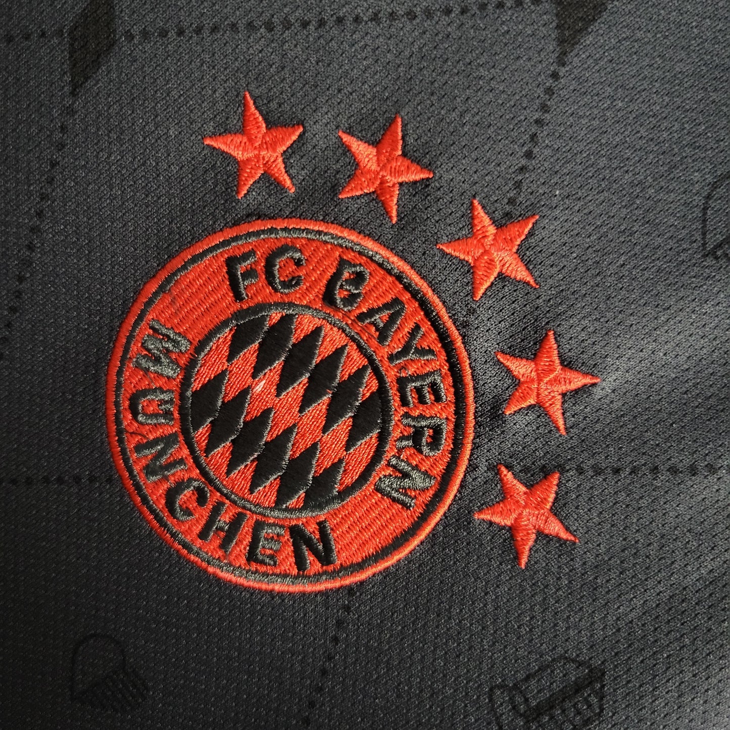 Bayern München 22/23 Away kit