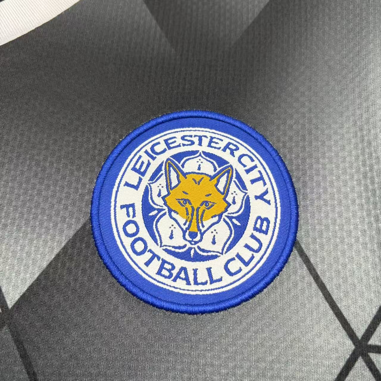 Leicester City 15/16 Away kit