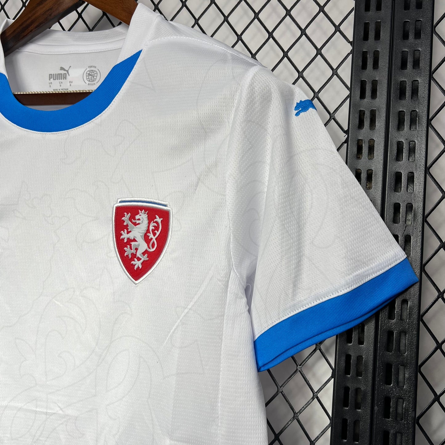 Czech Republic 24/25 Away kit