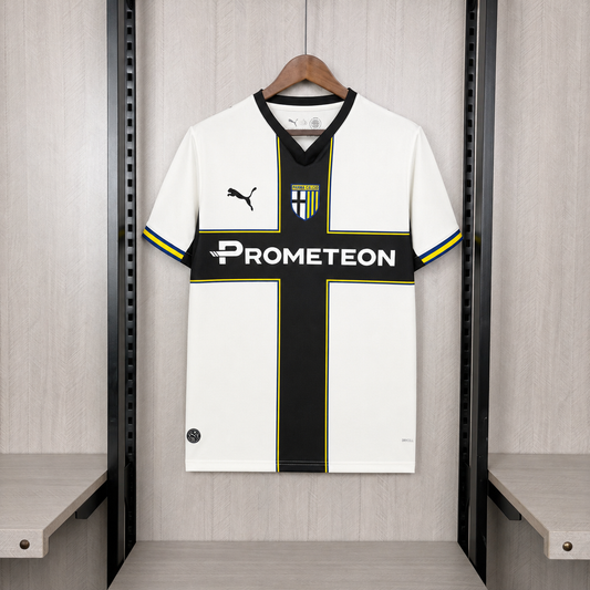 Parma 26/27 Home kit