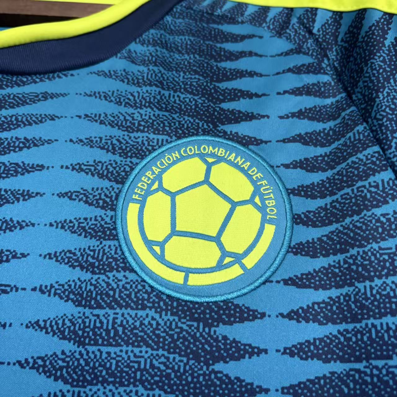Colombia 2026 WC Away kit