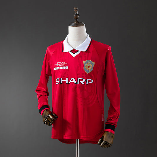 Manchester United 99/00 Retro Long Sleeve kit