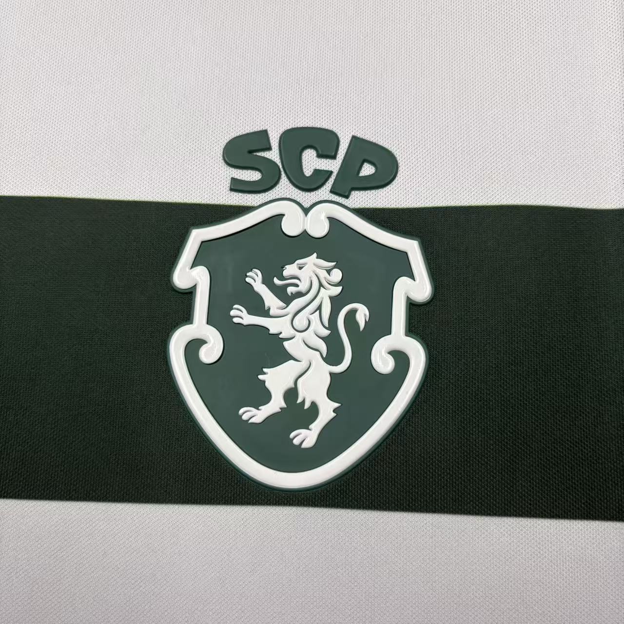 Sporting 26/27 Home kit