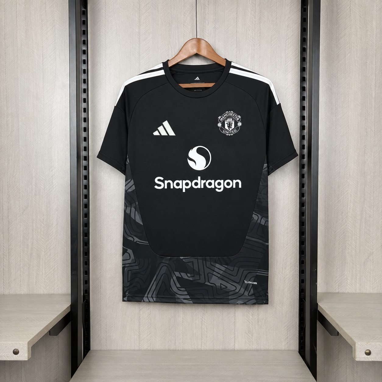 Manchester United 26/27 Gk kit