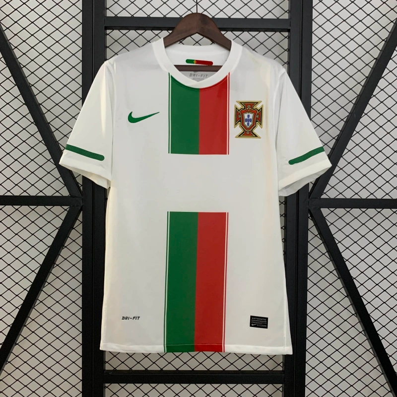 Portugal 2010 Away kit
