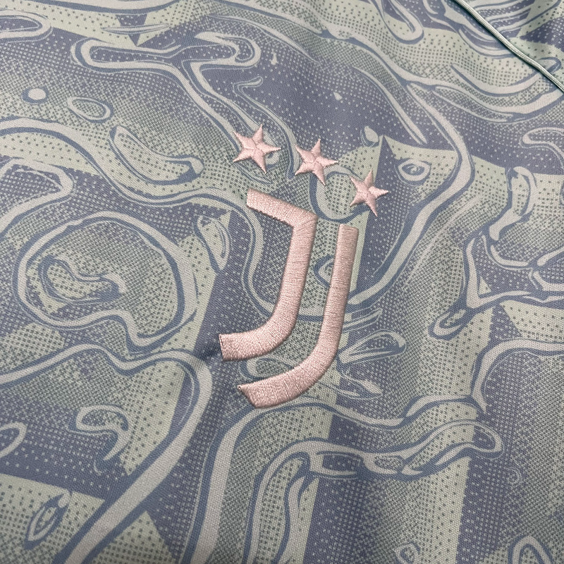 Juventus 25/26 Away kit