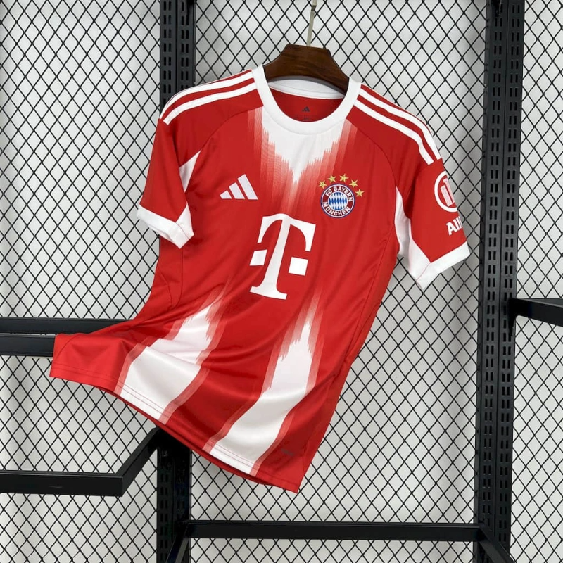 Bayern München 25/26 Home kit