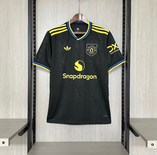 Manchester United 25/26 Away kit