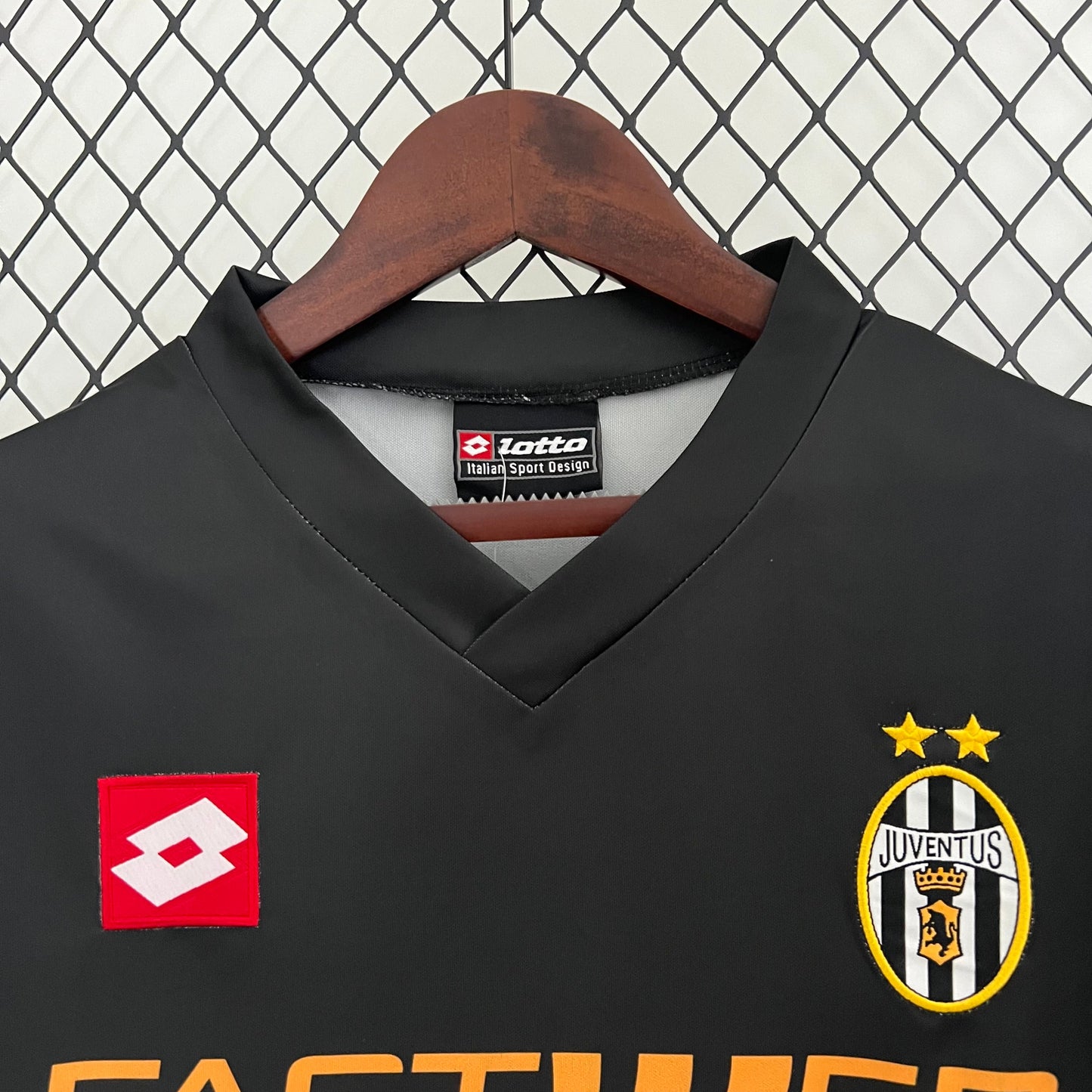 Juventus 01/02 Away kit