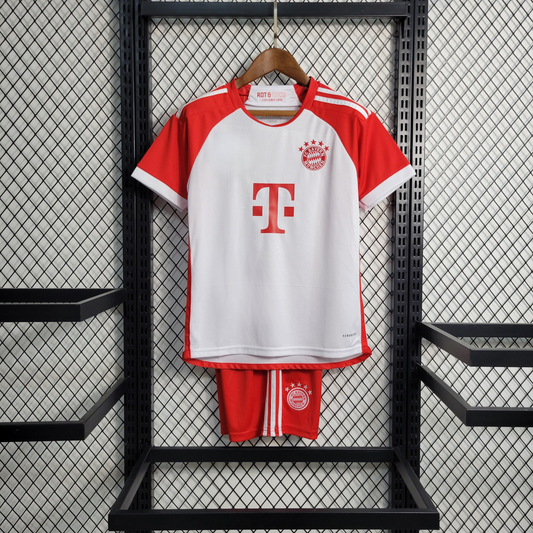 Bayern München 23/24 Home