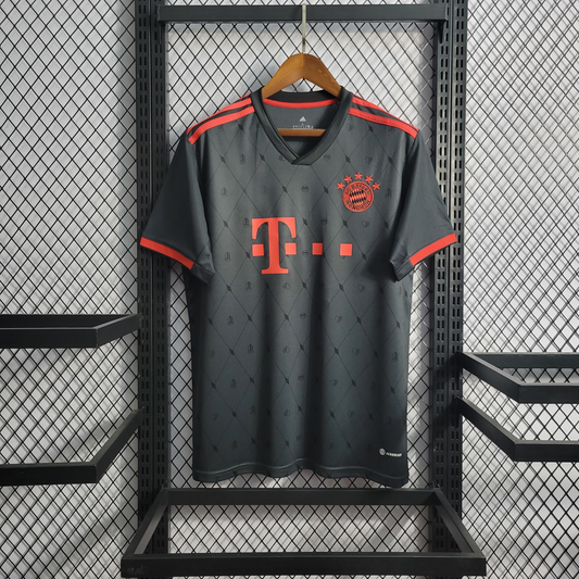 Bayern München 22/23 Away kit