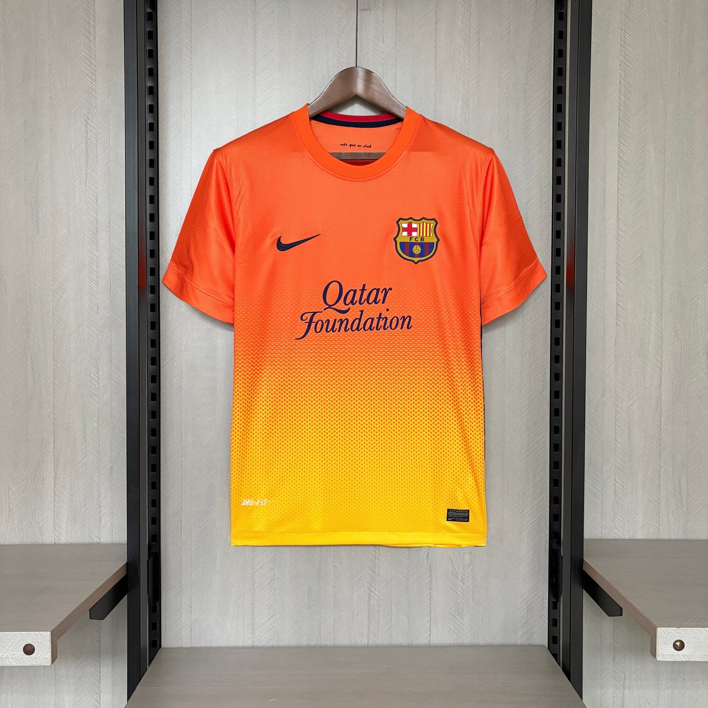 Barcelona 12/13 Retro kit