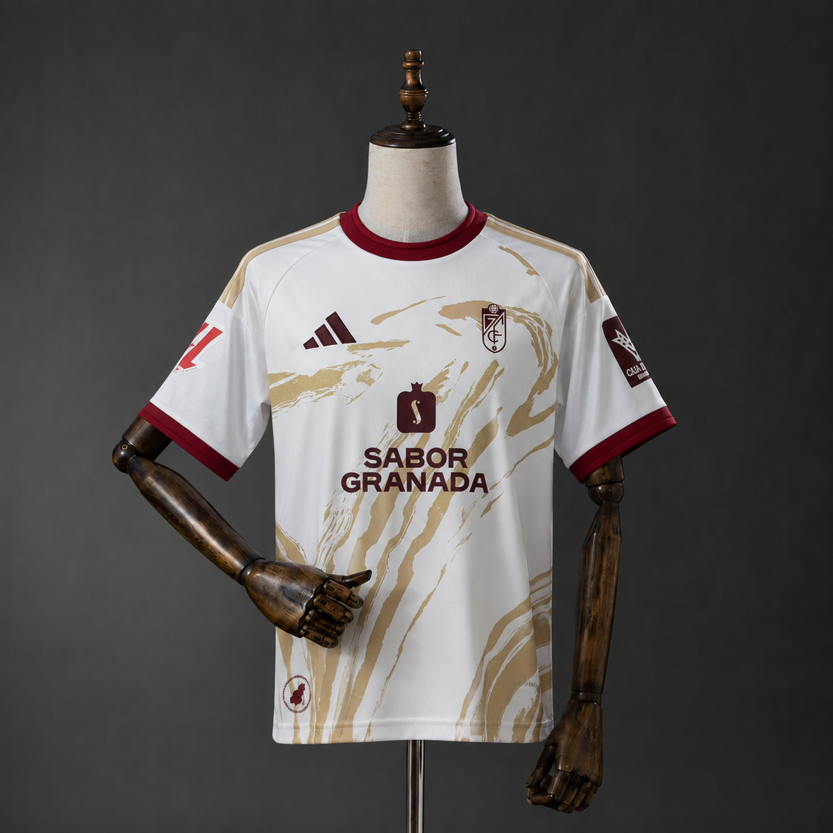 Granada 26/27 Third kit