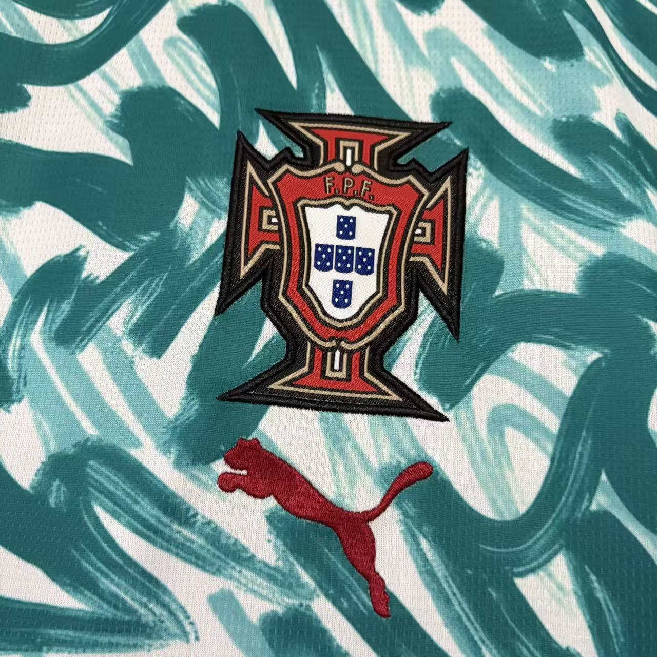 Portugal 26/27 Training kit