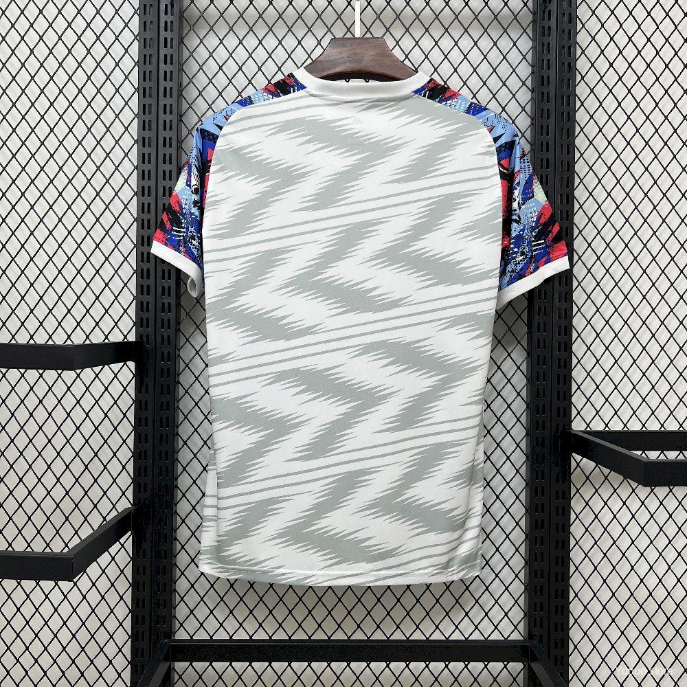 Real Madrid 25/26 Pre match kit